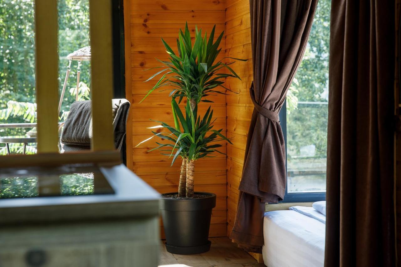 Woodpecker Ვუდფექერი Villa Batumi Exterior photo