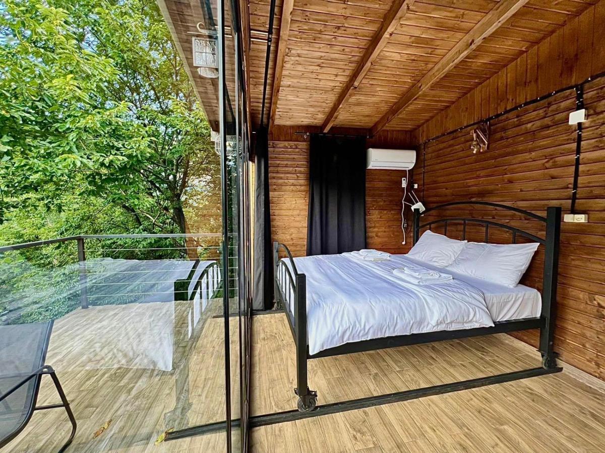 Woodpecker Ვუდფექერი Villa Batumi Exterior photo