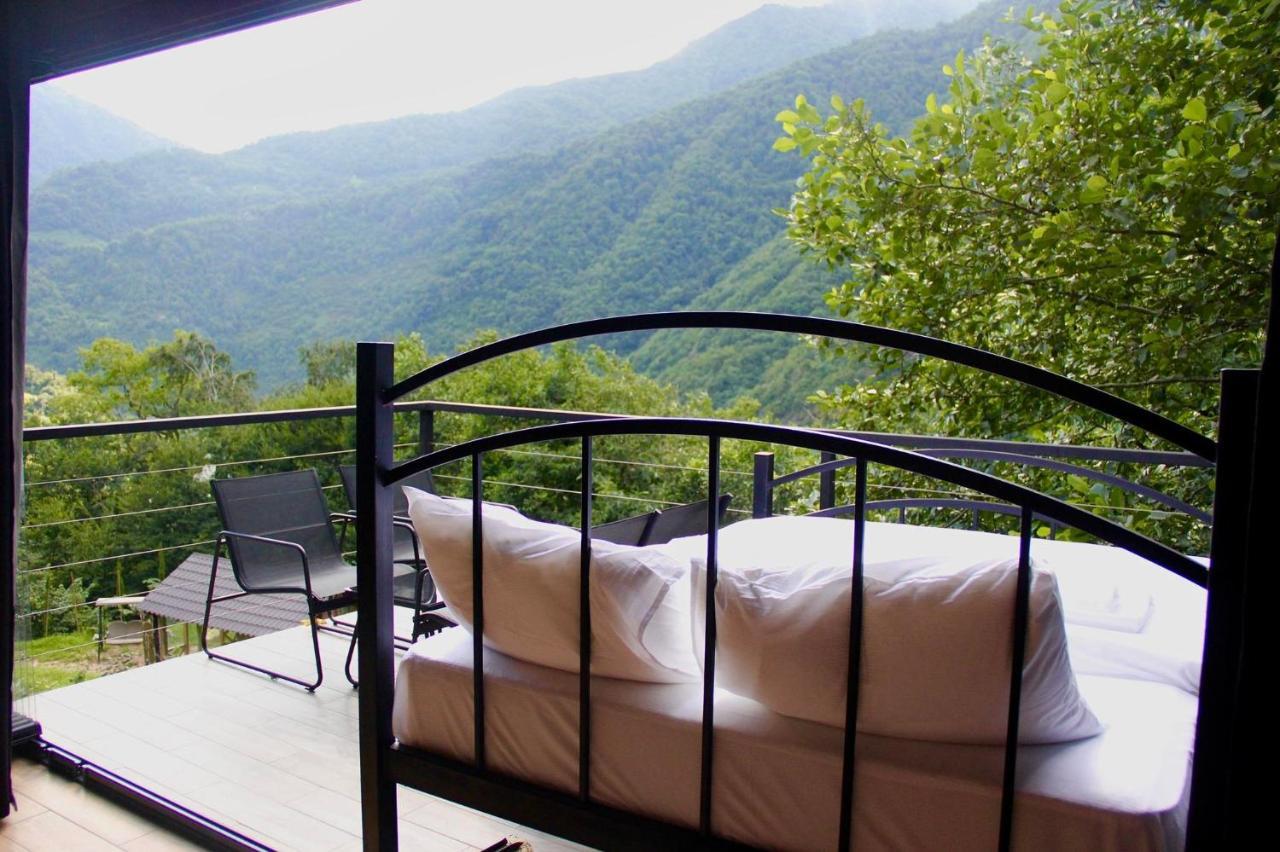 Woodpecker Ვუდფექერი Villa Batumi Exterior photo